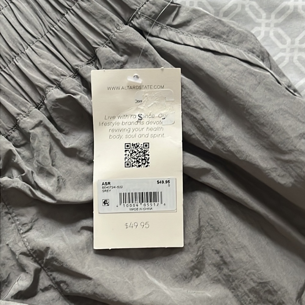 NEW WITH TAGS. ALDTERD STATE SHORTS. NEVER WORN - Picture 4 of 4